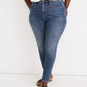 Madewell Plus Curvy high-rise skinny jeans in Wendover Wash